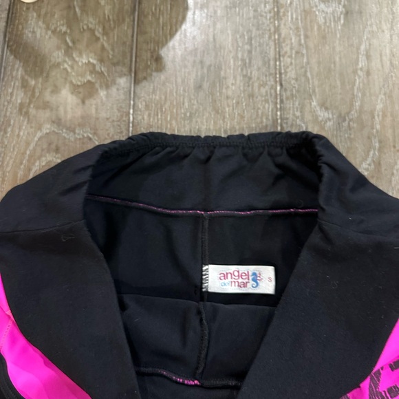 Training Shorts - Picture 6 of 9